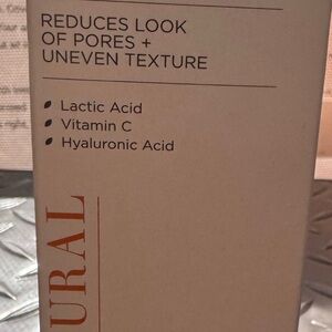 Natural Skincare Cream with Lactic Acid and Vitamin C